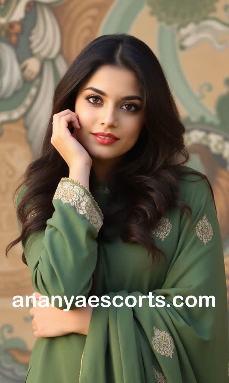 Call Girls in Gondiya